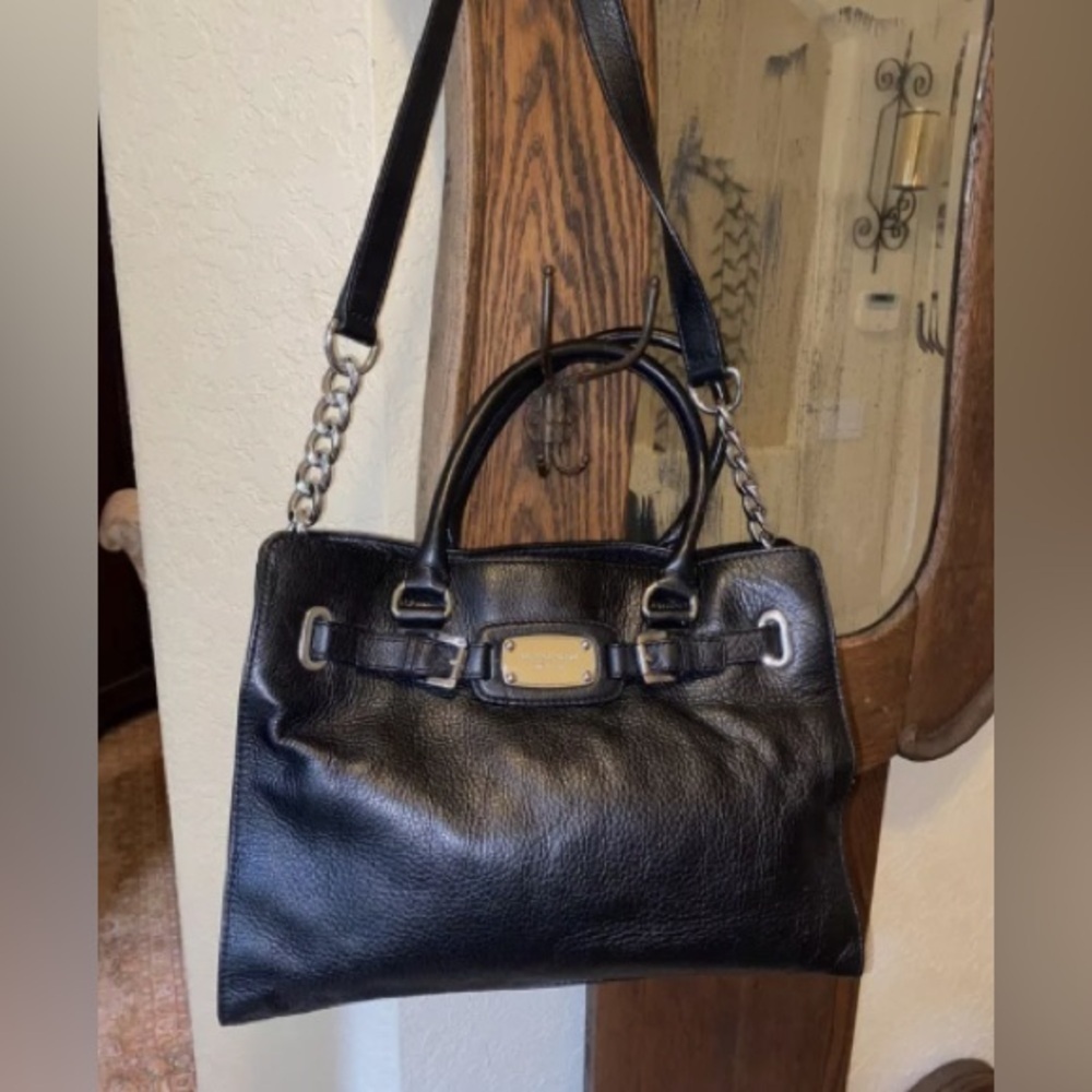 MICHAEL KORS Hamilton Traveler Belted Tote Black Pebbled Leather Handbag
